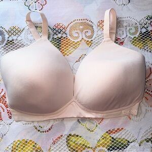 DKNY soft pink full coverage bra w/adjustable hook closures, size XL